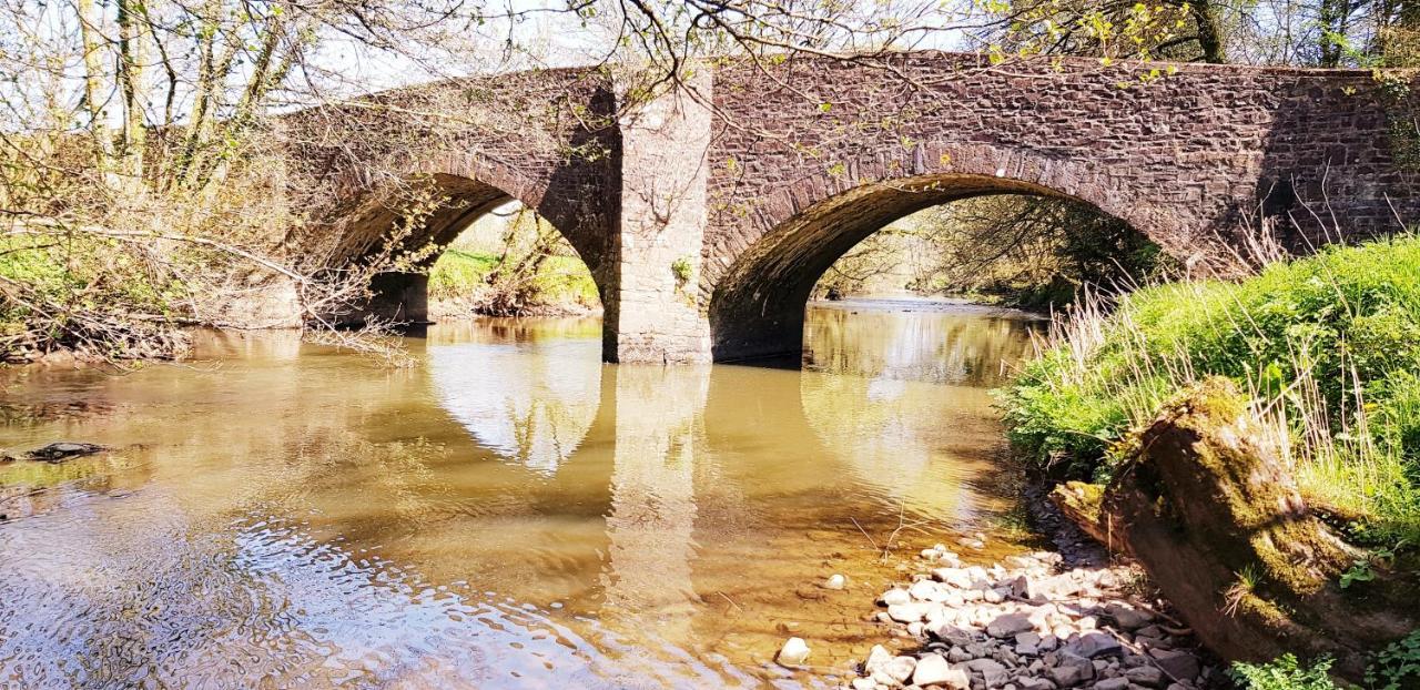 Kingsley Cottage - Beautiful Riverside Setting Beaworthy Luaran gambar
